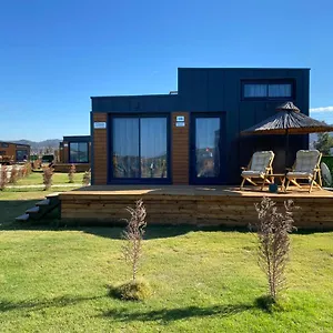 Lavira Tiny House Village Hotel